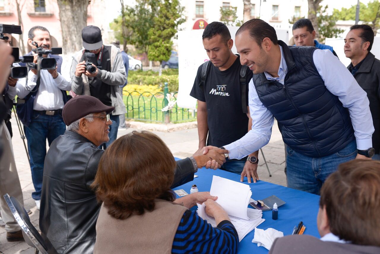  Con votos, panistas michoacanos ratifican a Ricardo Anaya como candidato