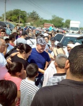  “Abuelo Farías” queda en libertad, regresa a Tepalcatepec