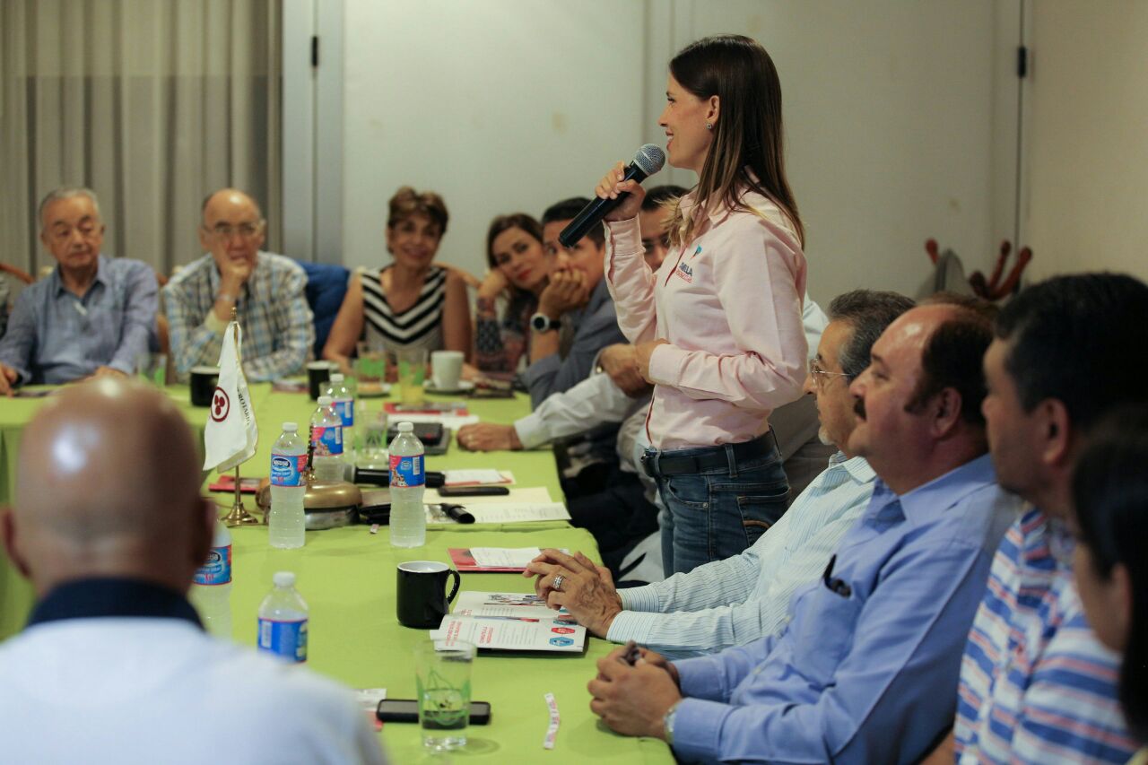  Rotarios se suman a Daniela de los Santos