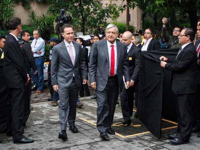 amlo 1 8
