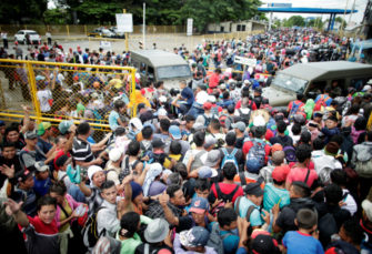 2018 10 19T183508Z 82908295 RC1BD9F59C60 RTRMADP 3 USA IMMIGRATION CARAVAN