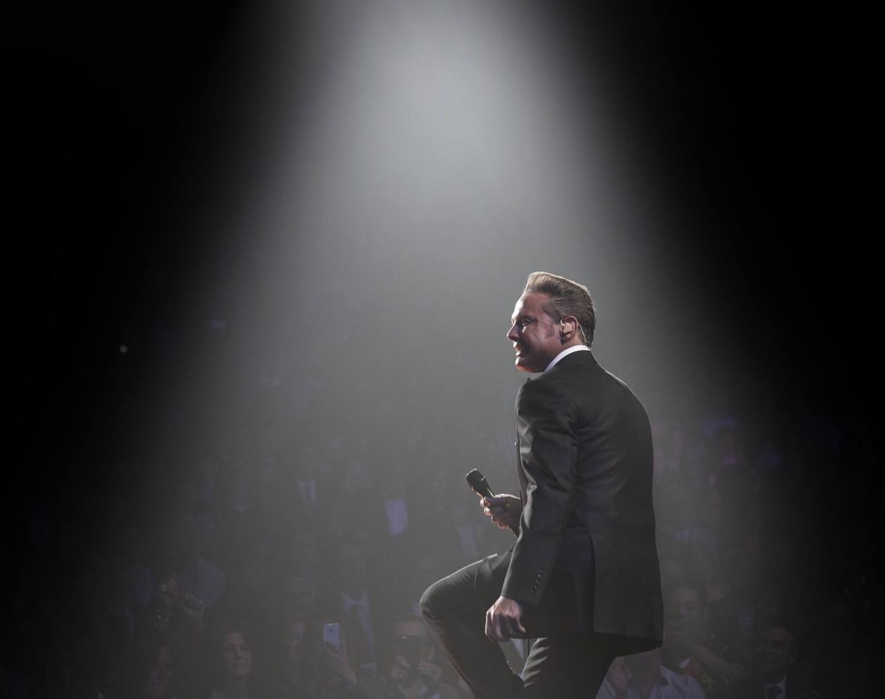 ¡Incertidumbre termina! Por lluvias posponen concierto de Luis Miguel