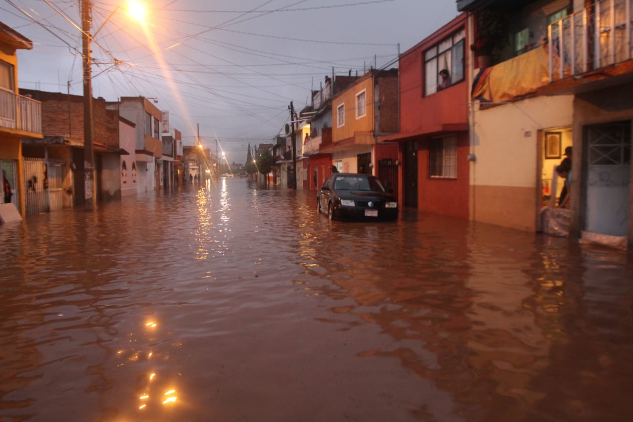  Huracán “Willa” hace de las suyas; Morelia amanece inundada