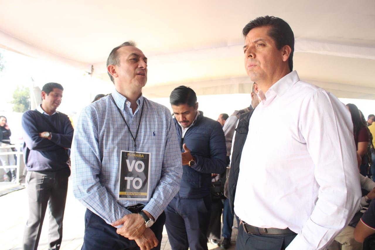  Toño García celebra desaparición de corrientes al interior del PRD