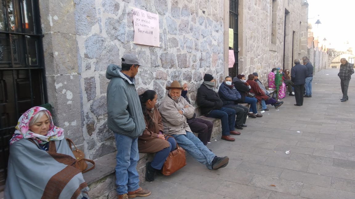 Rector incumple pago a trabajadores