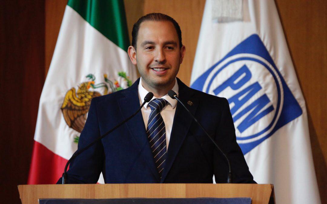  AMLO sigue sin cumplir su palabra de bajar gasolina: Marko Cortés