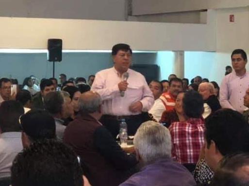 Reaparece Jesús Reyna con el PRI