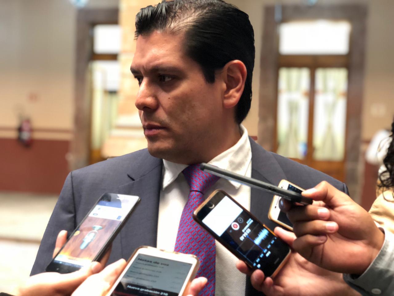  Urge Ernesto Núñez a la Federación, Estado y magisterio a resolver conflicto educativo en Michoacán