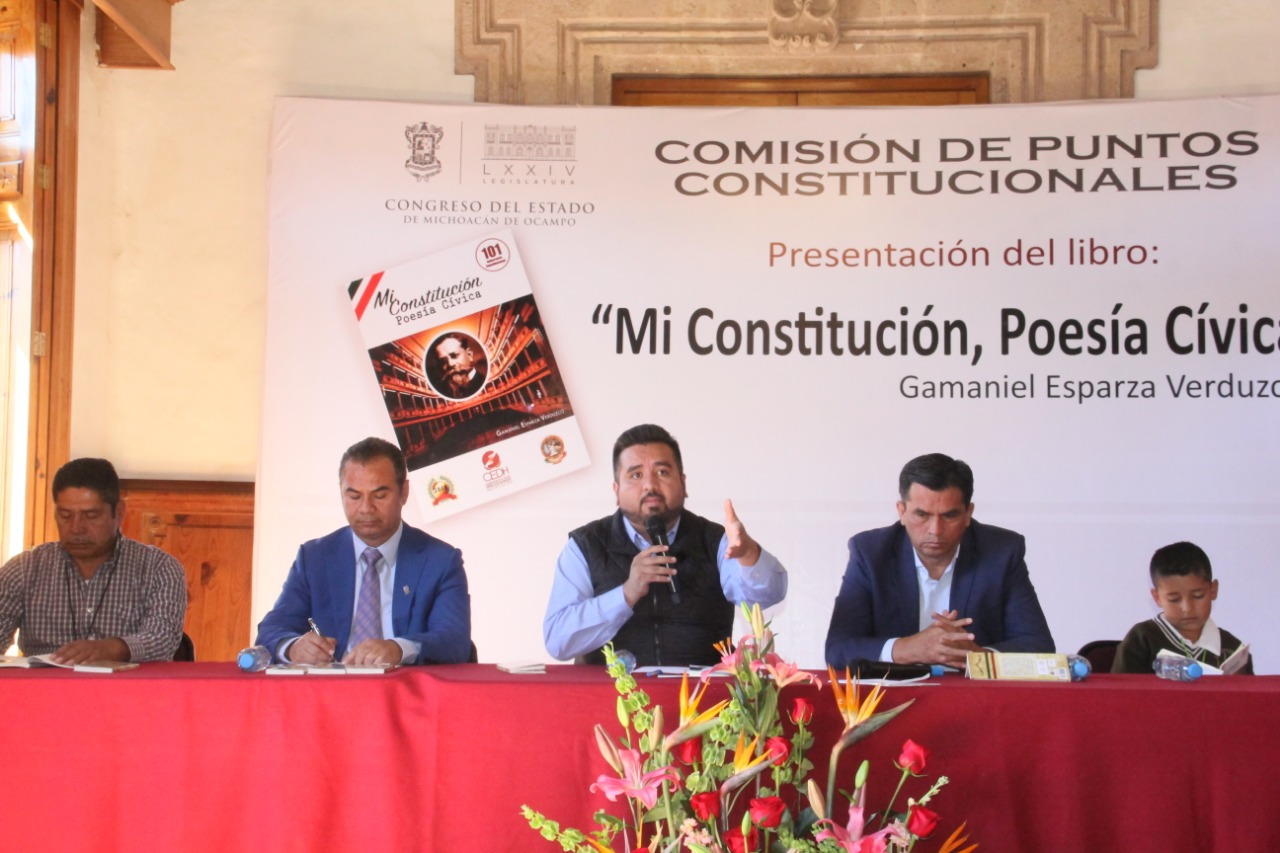  Presentan libro “Mi Constitución, Poesía Cívica”; Erik Juárez encabeza evento