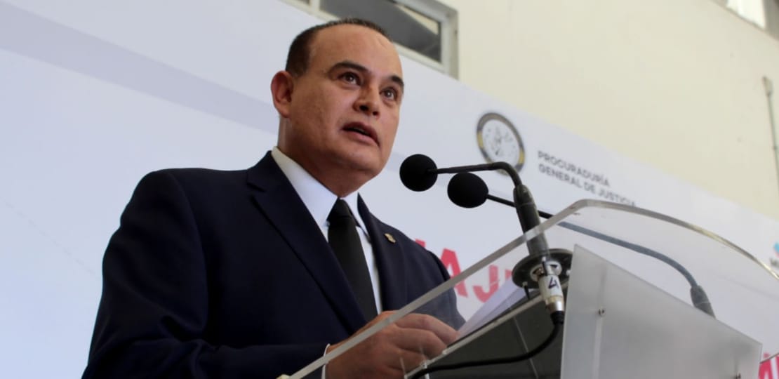 Godoy Castro se retira de la contienda para fiscal del estado