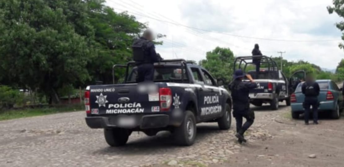  Dos hombres muertos a tiros son localizados en la carretera Los Cajones-Nuevo Urecho