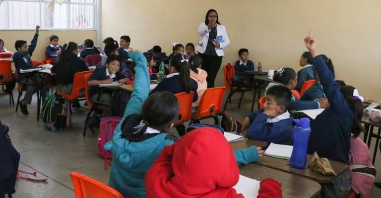  Después de un mes, CNTE regresa a las aulas