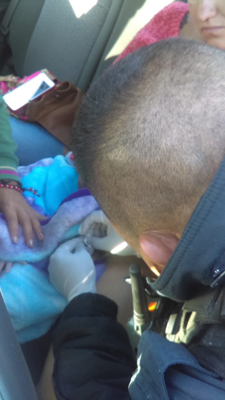  Policia de Morelia ayuda a mujer de 23 a dar a luz