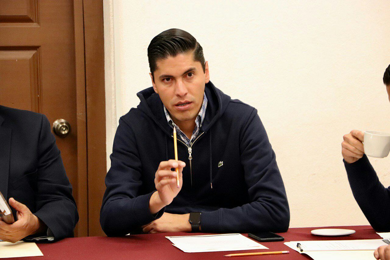  Por revanchismo politico, en riesgo la ZEE: Javier Paredes
