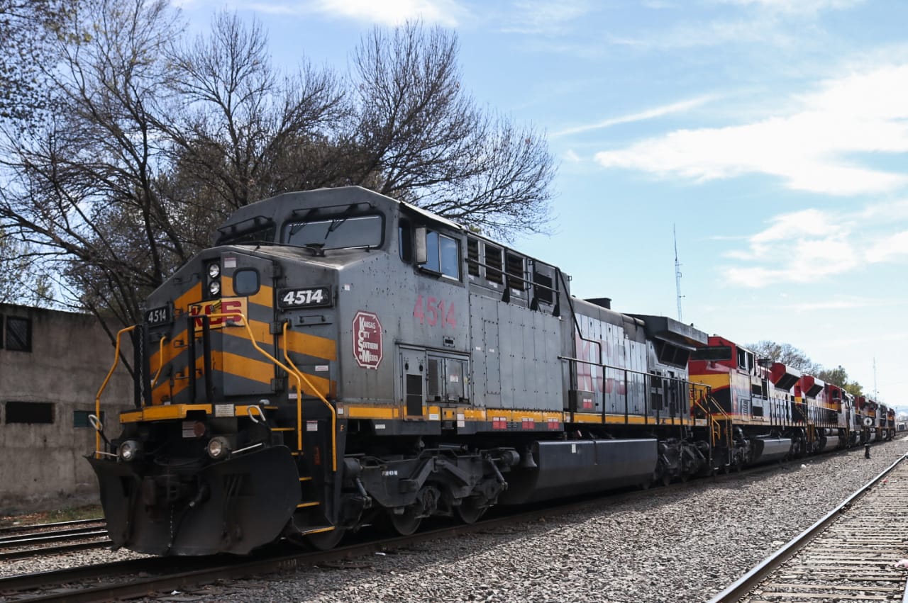  Éste mes podrían firmar acuerdo para sacar el Tren de Morelia