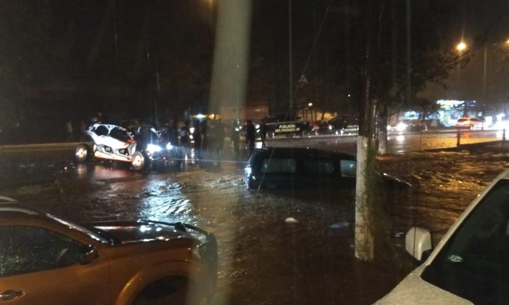  De nuevo, afectaciones en Los Reyes por fuerte lluvia