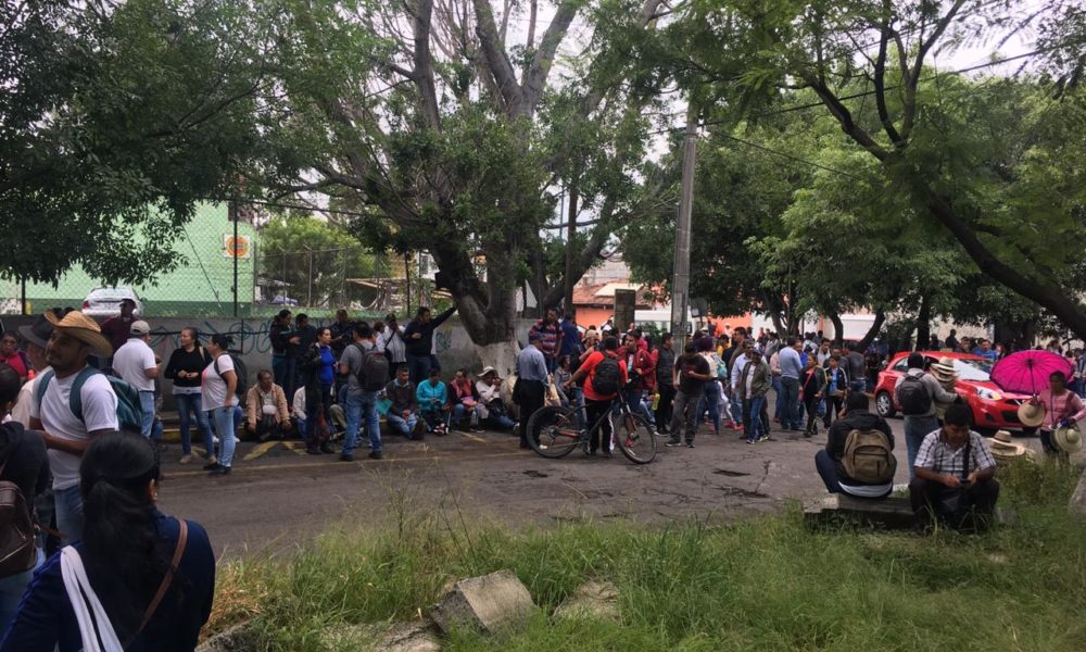  CNTE se concentra en Salida A Pátzcuaro para Movilizarse en Morelia