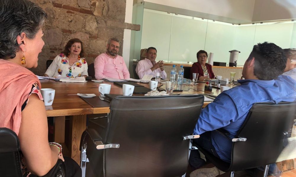  Diputados de Morena, logran reunirse para limar asperezas