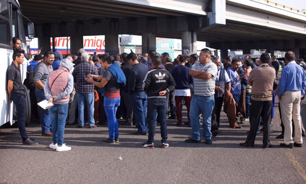  Transportistas realizan acciones contra el “pirataje” en Morelia