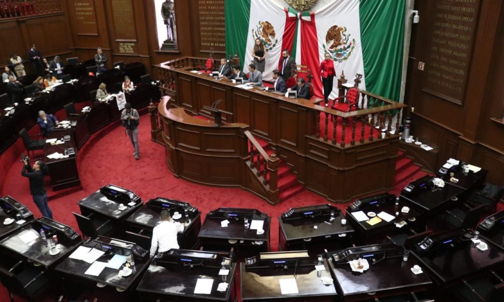  Diputados del PAN y PRD, rompen quórum por debate acalorado