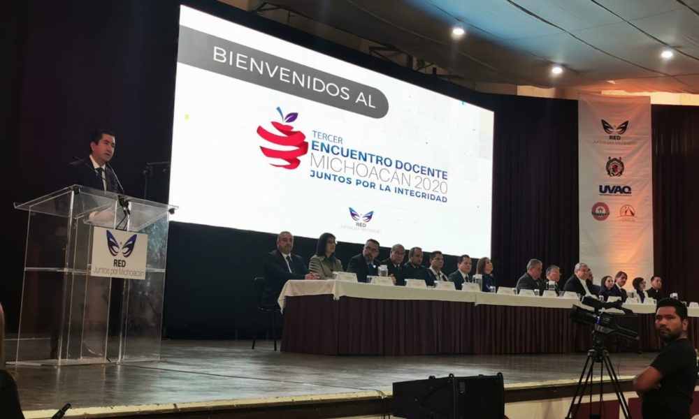  Inauguran Tercer encuentro docente en Michoacán