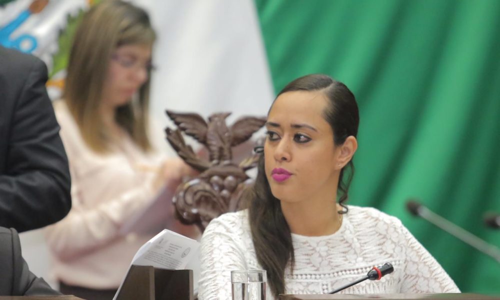 Exige Tere Mora al Ejecutivo Estatal que saque las manos de los proceso sindicales en la CNTE.