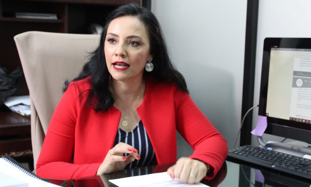  Llama Adriana Hernández a garantizar los derechos de niñas, niños y adolescentes