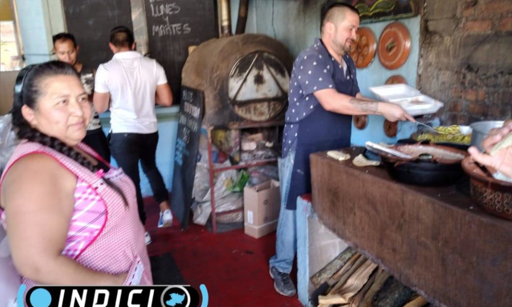  Beto Chef Ayuda con Comidas Gratis en Villas del Pedregal Durante COVID-19