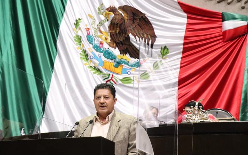  Aprueban consenso en reformas a Ley de Aguas Nacionales, impulsada por Feliciano Flores