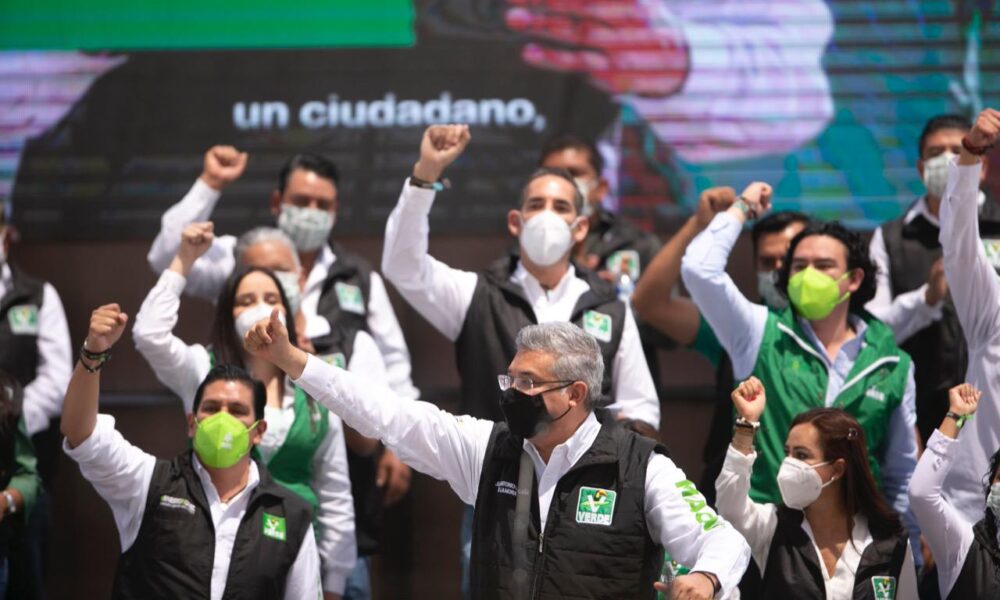  Morenistas, bienvenidos al proyecto de Magaña de la Mora por Michoacán