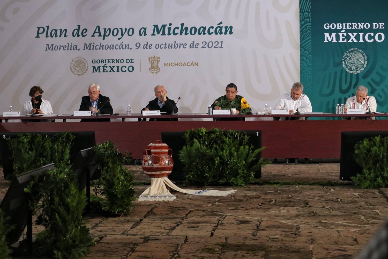 Déficit de 18 mmdp para cierre de año en Michoacán: gobernador 2 0b9f8df5 2cbb 45e0 9b32 b258370f22ce 1