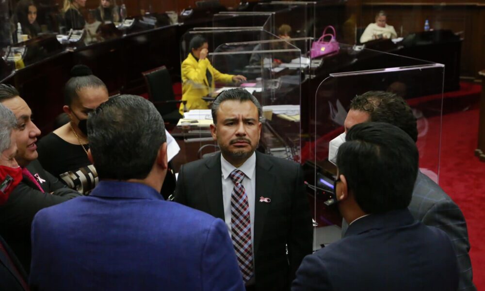  Por consenso se constituyen comisiones en Congreso de Michoacán.