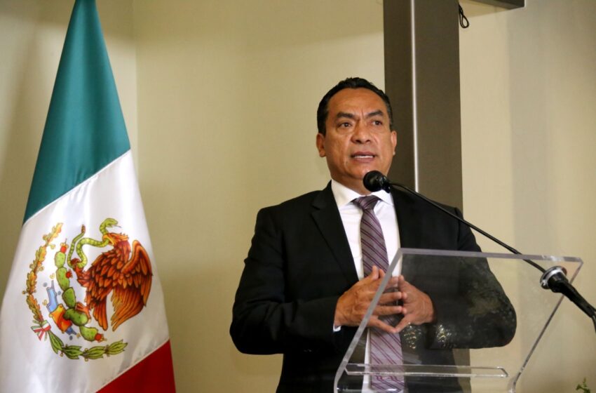  Respeto a los derechos humanos, una forma de vida institucional: Adrián López Solís