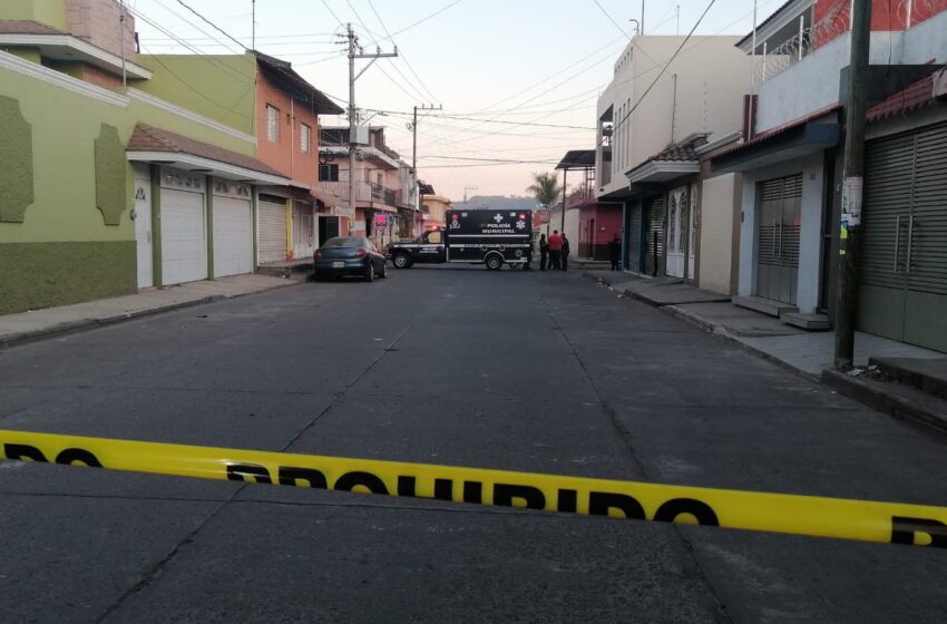  Adolescente es asesinado en Uruapan; dejan narcomensaje