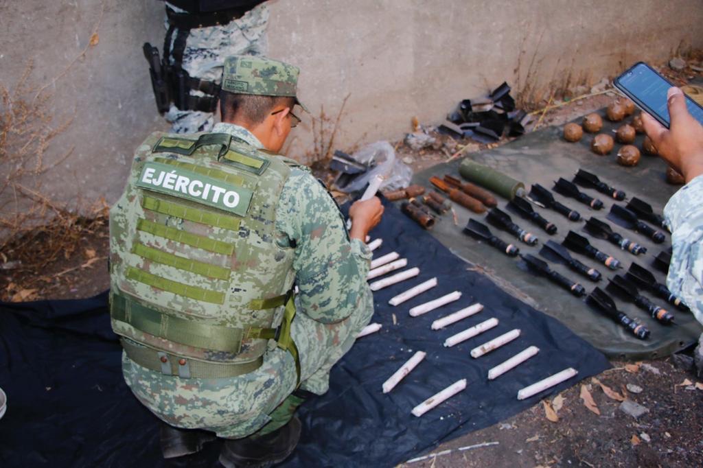 No es Ucrania, es Michoacán; FGE asegura arsenal explosivo a 15 minutos de San José de Gracia 1 7e1388e6 2408 464e 9188 4320a8ce41ff