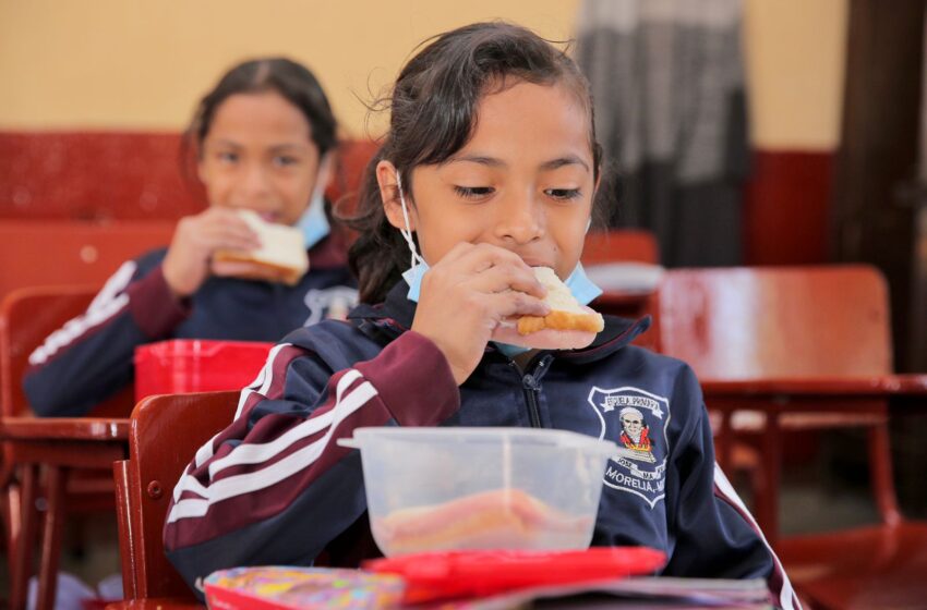  Reactiva Bedolla Escuelas de Tiempo Completo en Michoacán