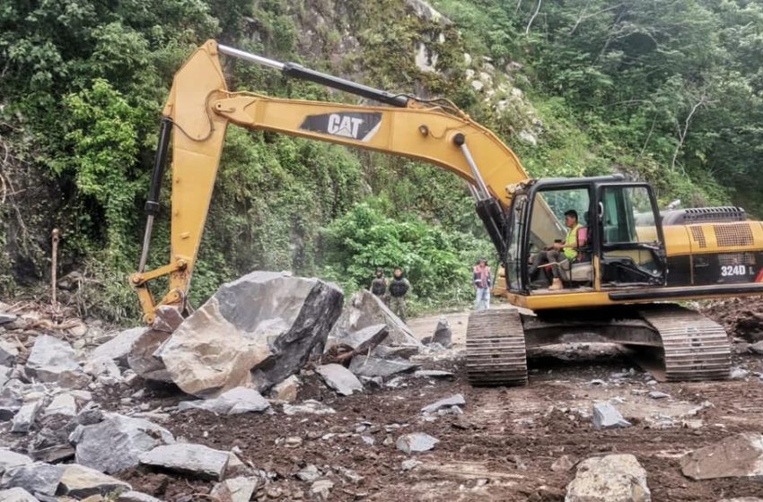  Registra SCOP más de 150 derrumbes en carretera Coalcomán – Aquila