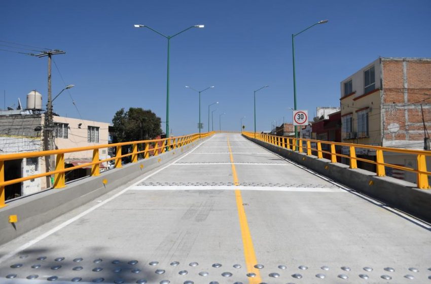  Más de tres mil vehículos podrán verse beneficiados por el puente a desnivel en Siervo de la Nación