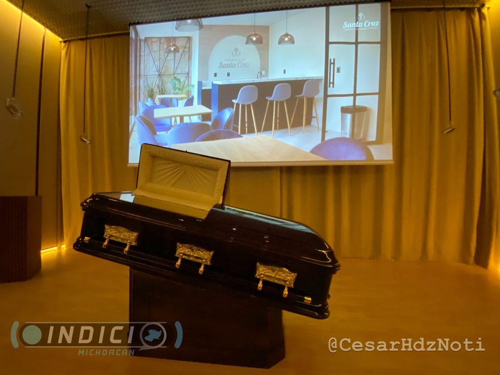 Funerales Santa Cruz sorprende con sala velatoria tipo cine 2 e15cc6b9 90dd 42a7 963f c5f865f1339a