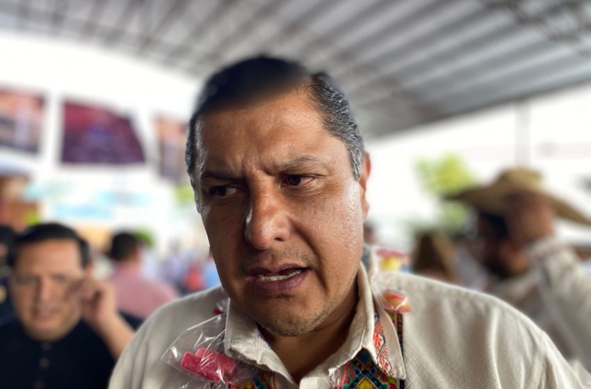  Nacho Campos aclara que no gana 255 mil pesos como presidente de Uruapan