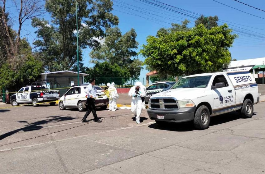  Muere pasajero de taxi en la colonia Solidaridad, Morelia