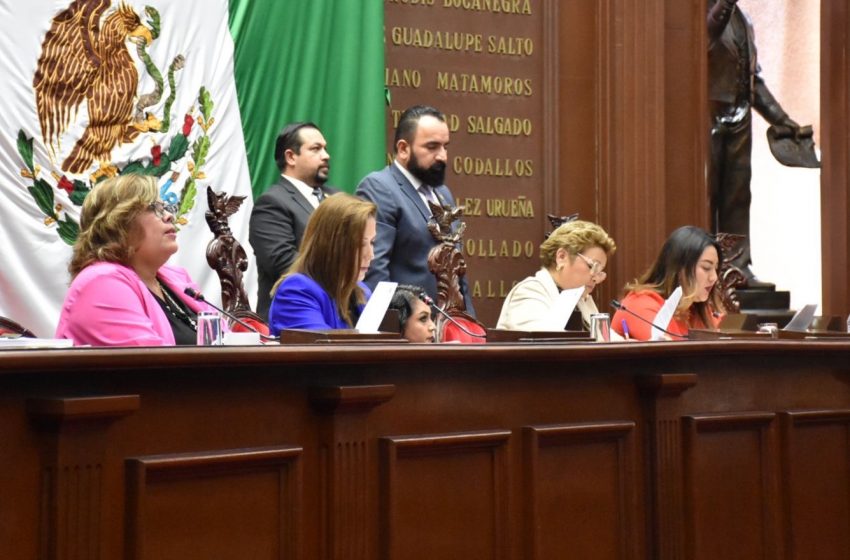  75 Legislatura aprueba licencias de diputados Ernesto Núñez y David Cortés