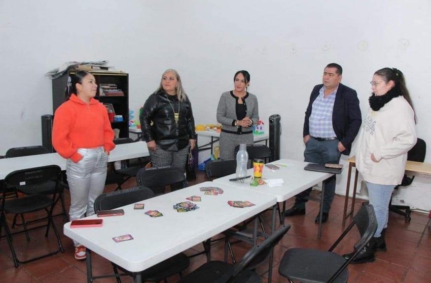  Suman esfuerzos para mejorar ludoteca del Congreso del Estado Stasple y Lupita Díaz