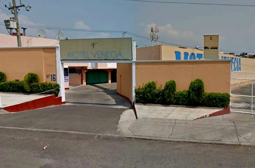  Descubren a huésped asesinado con múltiples heridas de arma banca, en Motel de Uruapan