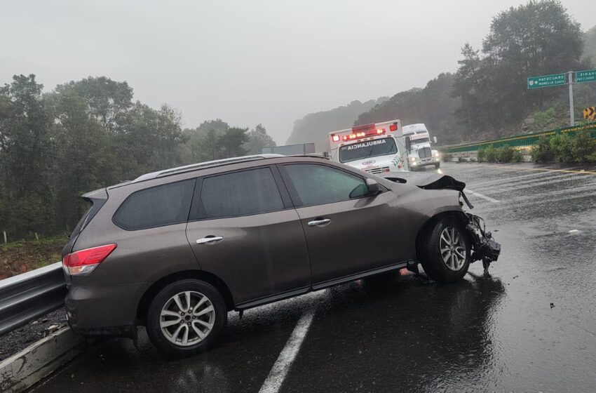  Queretano herido al sufrir accidente en la autopista Siglo XXI
