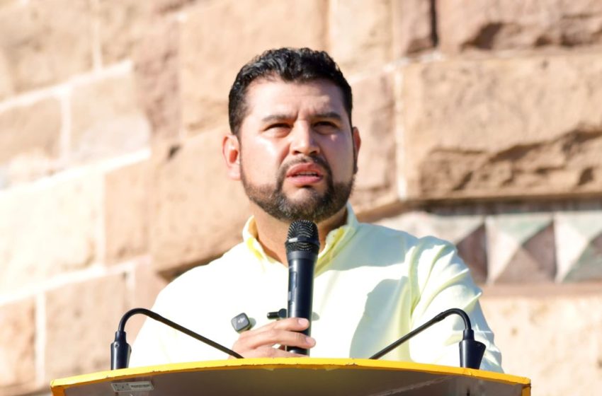 El cardenismo vive en el PRD Michoacán, destacan al conmemorar el 87° aniversario de la Expropiación Petrolera en el Obelisco a Lázaro Cárdenas