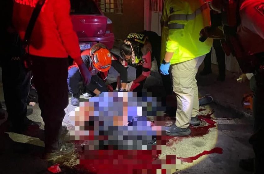 Individuos golpean y machetean a 2 sujetos en la colonia moreliana Molino de Parras