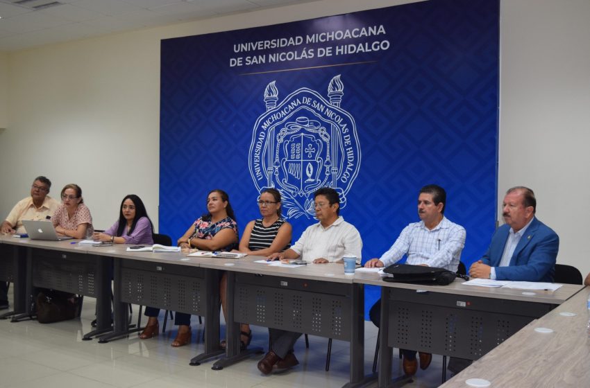 Plena disposición al diálogo con académicos refrenda administración de Yarabí Ávila