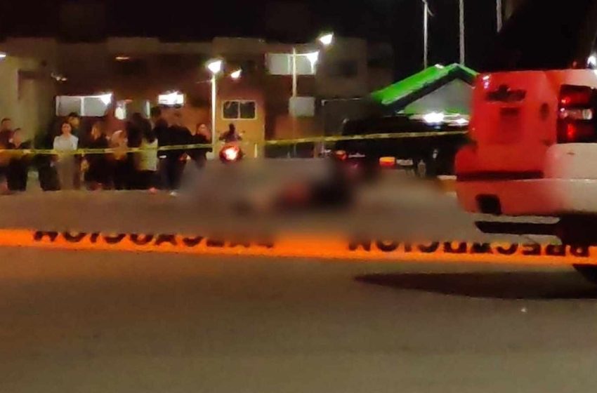 Vehículo atropella a 2 mujeres y un bebé en Villas del Pedregal; mueren 2 de las víctimas