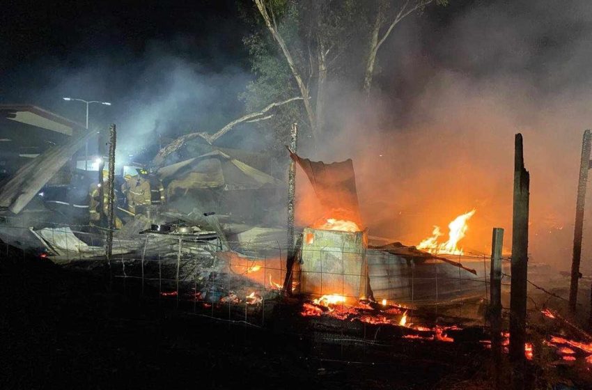 Se registra incendio de casa de madera y láminas en la colonia moreliana Libertad